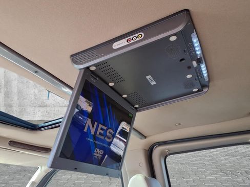 Used 2011 GMC Savana 1500 RWD image 10