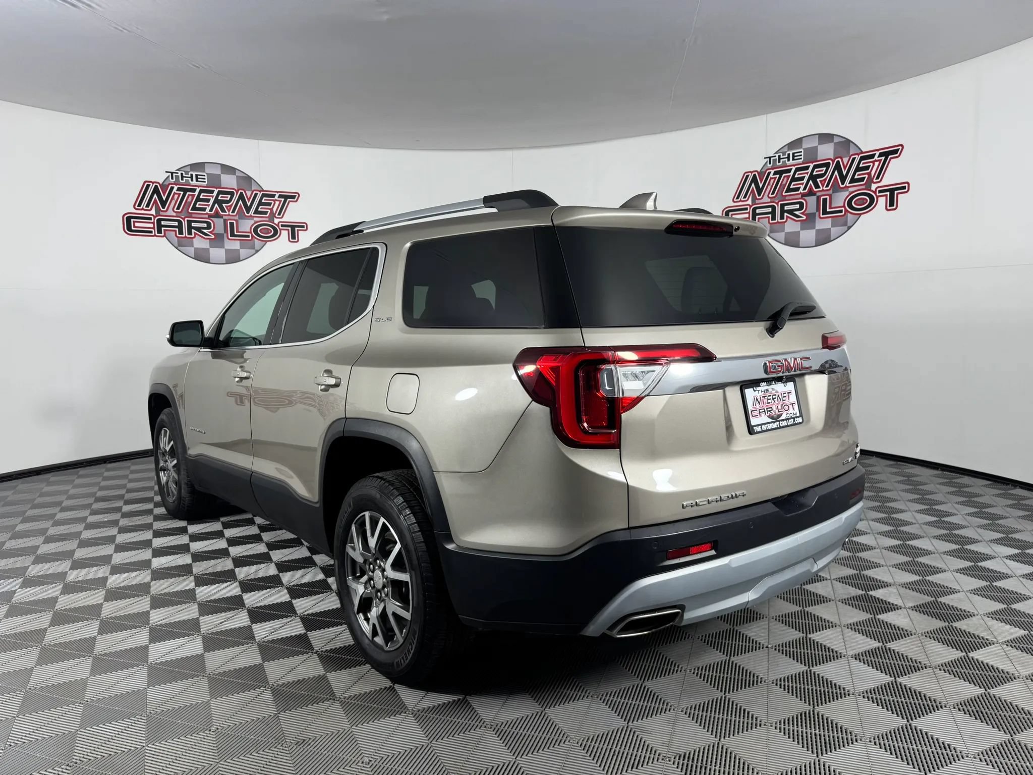 Used 2022 GMC Acadia SLE w/ Driver Convenience Package AWD/4WD image 5