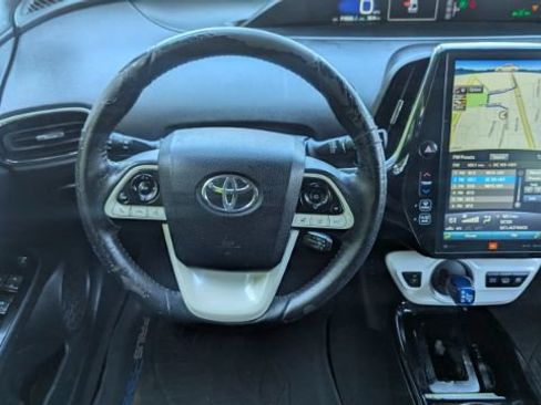 Used 2018 Toyota Prius Prime Advanced FWD image 22