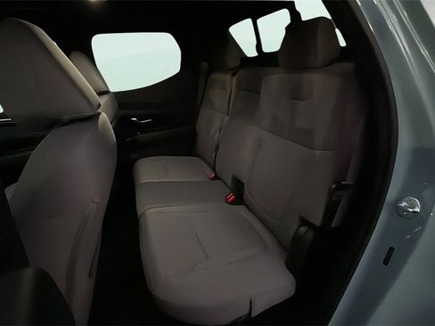 Used 2022 Hyundai Santa Cruz SEL Premium w/ Cargo Package image 11