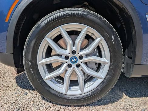 Used 2023 BMW X5 xDrive45e w/ Parking Assistance Package AWD/4WD image 13
