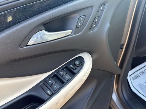 Used 2017 Buick Envision Essence FWD image 15