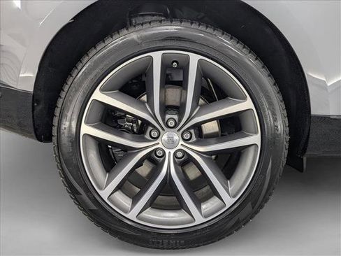 New 2025 Land Rover Range Rover SE image 24