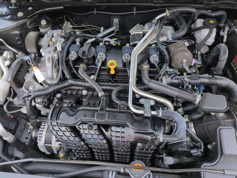 Used 2022 Nissan Altima 2.5 SR FWD image 35