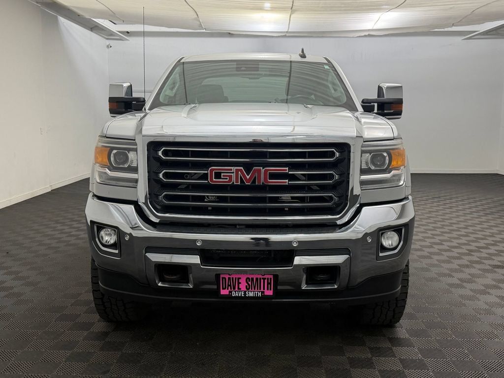 Used 2015 GMC Sierra 2500 SLT w/ Duramax Plus Package AWD/4WD image 6