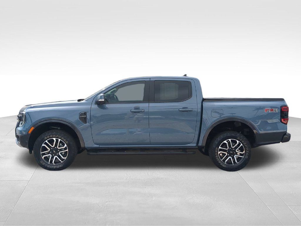 Used 2024 Ford Ranger Lariat w/ FX4 Off-Road Package AWD/4WD image 6