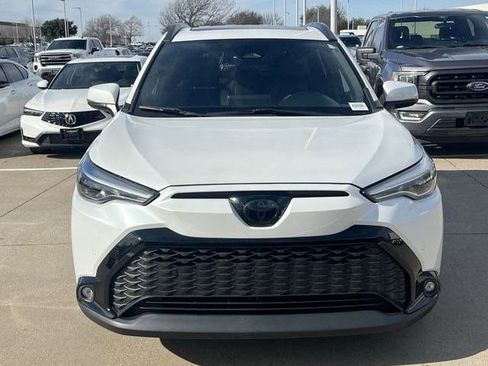 Used 2023 Toyota Corolla Cross XSE w/ Convenience Package image 4