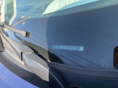 Used 2020 GMC Terrain SLE FWD image 16