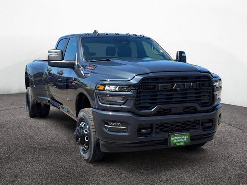 New 2026 RAM 3500 Big Horn AWD/4WD image 7