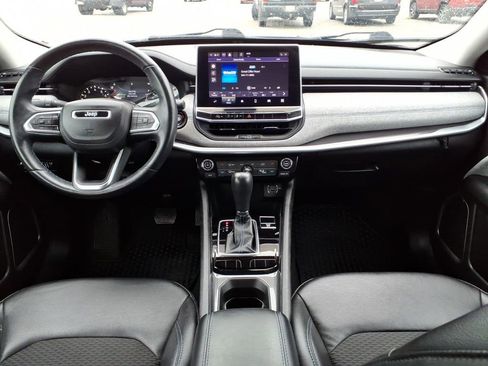 Used 2022 Jeep Compass Latitude w/ Convenience Group FWD image 18