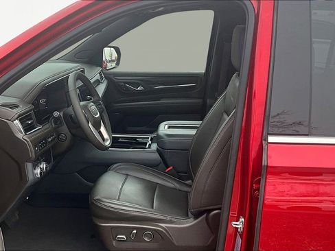 Used 2024 GMC Yukon Denali image 25