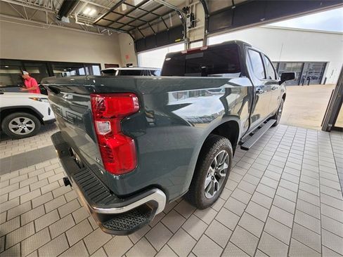 Used 2026 Chevrolet Silverado 1500 LT w/ Z71 Off-Road Package AWD/4WD image 4
