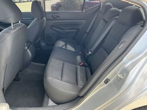 Certified 2024 Nissan Altima 2.5 SV w/ SV Premium Package image 13