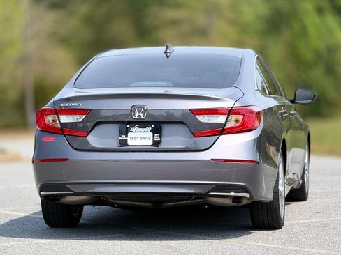 Used 2018 Honda Accord LX image 7