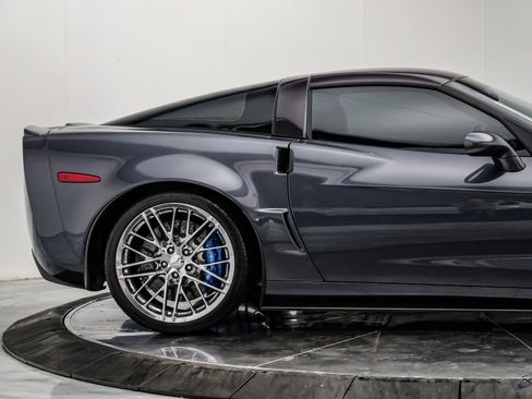 Used 2010 Chevrolet Corvette ZR1 w/ Preferred Equipment Group RWD image 24