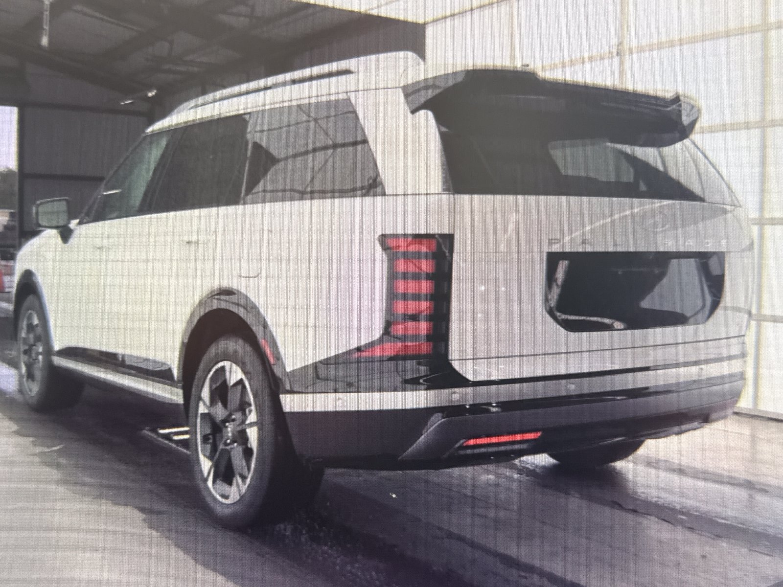 Used 2026 Hyundai Palisade Limited AWD/4WD image 3