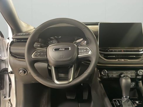 New 2026 Jeep Compass Latitude AWD/4WD image 14