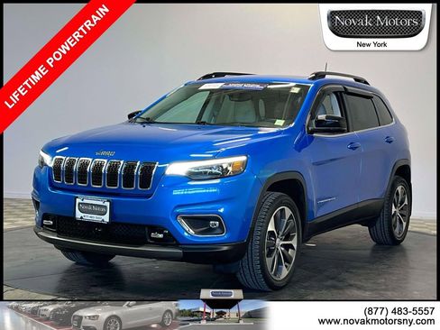 Used 2022 Jeep Cherokee Limited w/ Elite Package AWD/4WD image 4