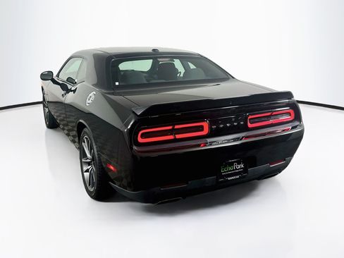Used 2023 Dodge Challenger R/T RWD image 5
