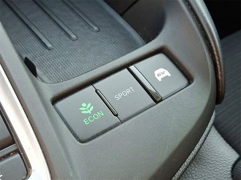 Used 2020 Honda Insight EX image 25