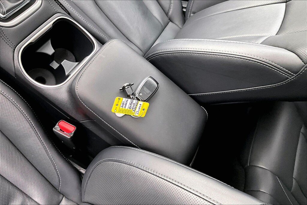 Certified 2024 Subaru Outback Touring XT AWD/4WD image 18