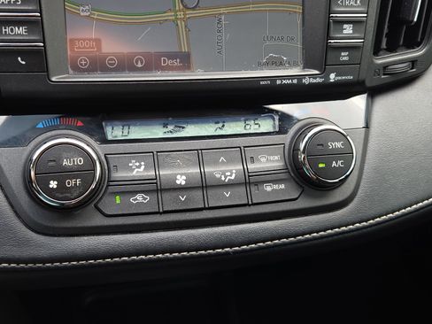 Used 2016 Toyota RAV4 XLE FWD image 23