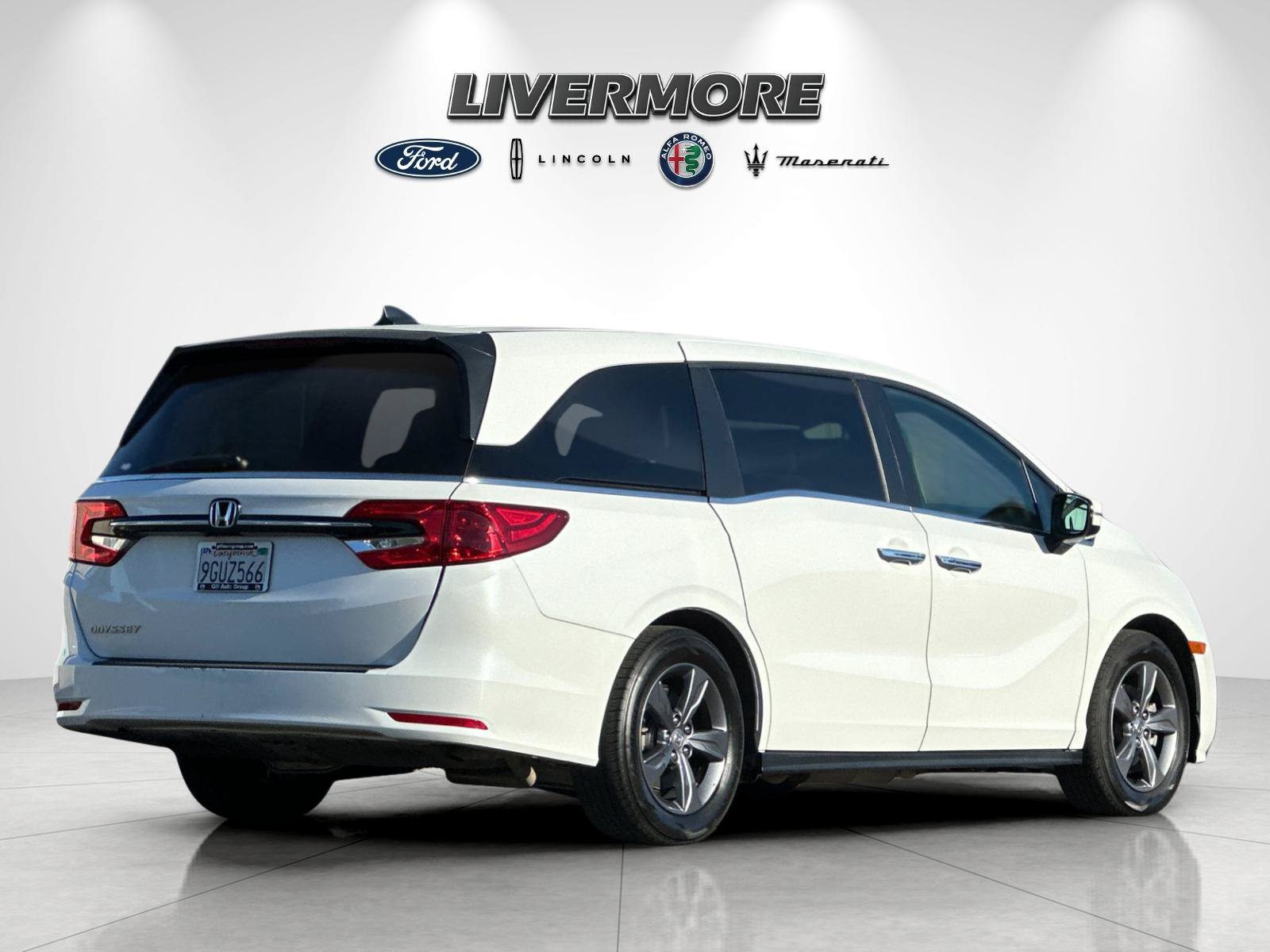 Used 2021 Honda Odyssey EX image 3