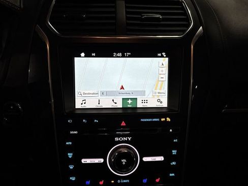 Used 2017 Ford Explorer Platinum image 6