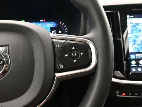 Used 2023 Volvo S60 B5 Core w/ Climate Package FWD image 23