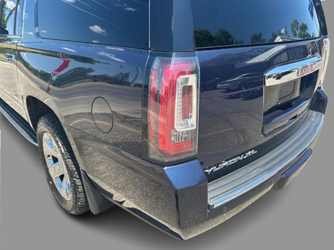 Used 2020 GMC Yukon XL Denali w/ Open Road Package AWD/4WD image 31