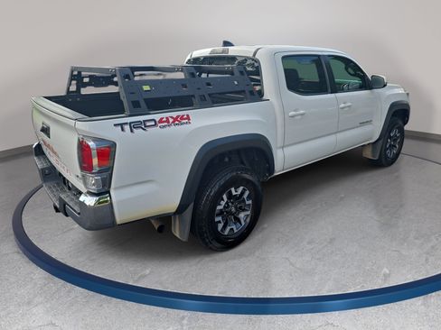 Used 2020 Toyota Tacoma TRD Off-Road AWD/4WD image 5