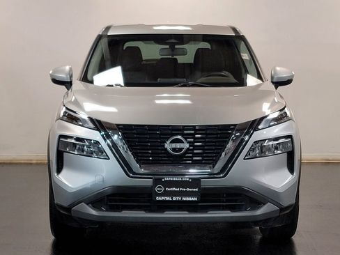 Certified 2023 Nissan Rogue SV image 3