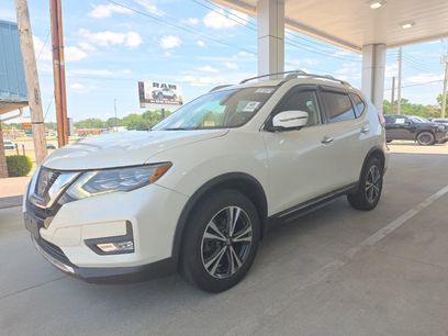 Used 2017 Nissan Rogue SL w/ SL Premium Package
