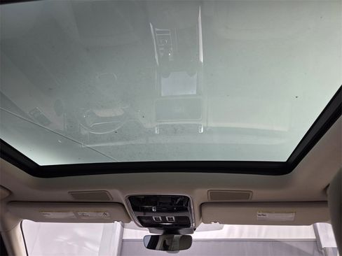 Used 2021 Land Rover Range Rover Sport HSE Silver Edition image 21