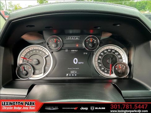Used 2018 RAM 1500 Laramie w/ Convenience Group AWD/4WD image 14