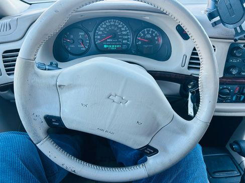 Used 2002 Chevrolet Impala LS image 18