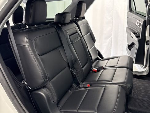 Certified 2023 Ford Explorer XLT w/ Equipment Group 202A image 30