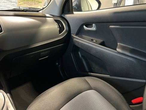 Used 2016 Kia Sportage LX image 22