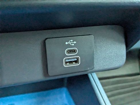 Used 2025 Ford Maverick XLT w/ Equipment Group 302A image 23