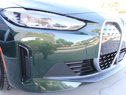 Used 2023 BMW i4 eDrive40 RWD image 24
