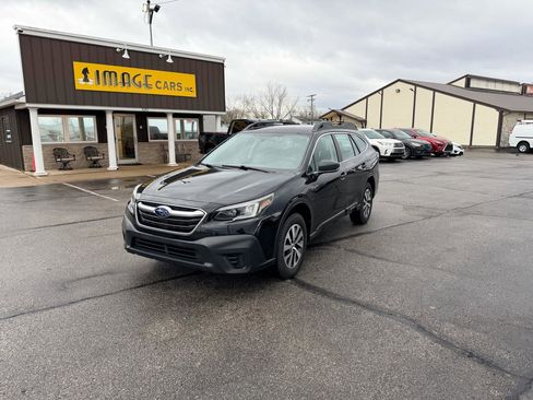 Used 2021 Subaru Outback image 2