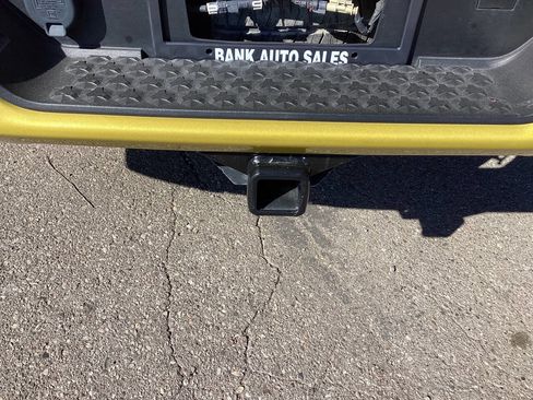 Used 2023 GMC Canyon Elevation w/ Convenience Package image 15