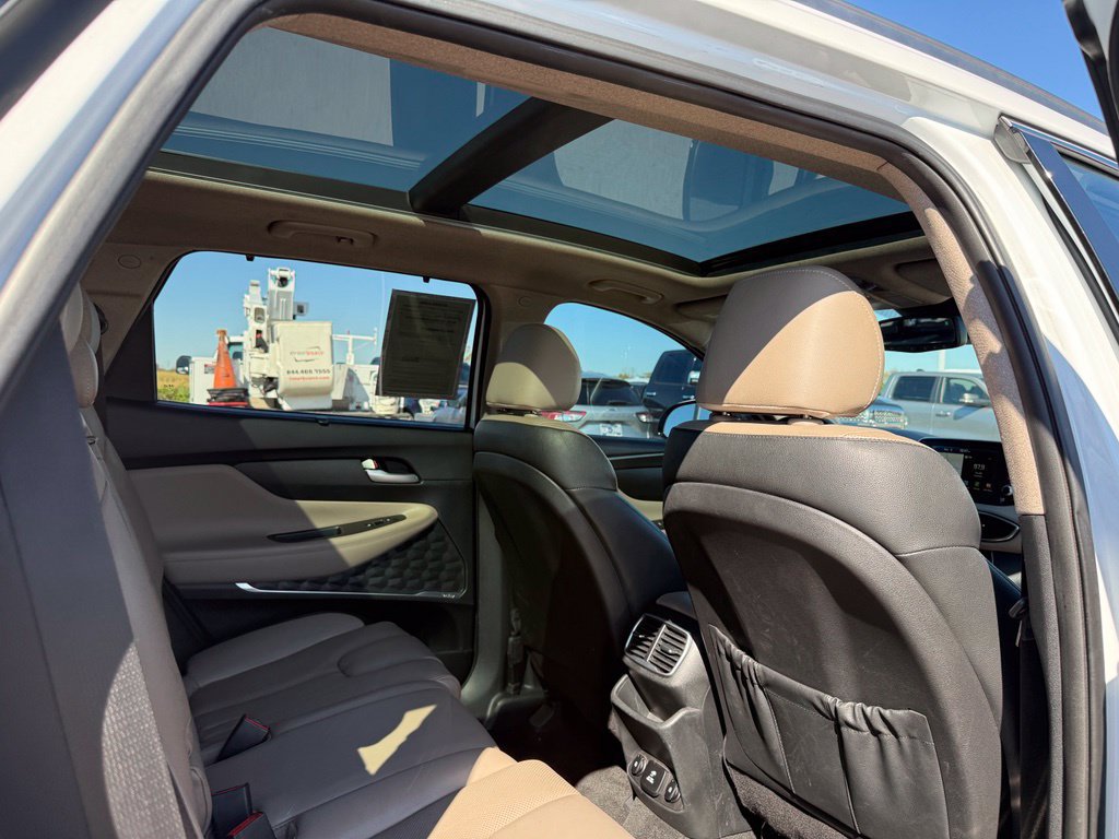 Used 2019 Hyundai Santa Fe AWD image 32