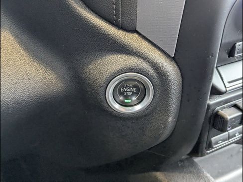 Used 2020 GMC Sierra 1500 Elevation w/ Elevation Value Package AWD/4WD image 28