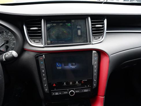 Used 2023 INFINITI QX50 Sport AWD/4WD image 4