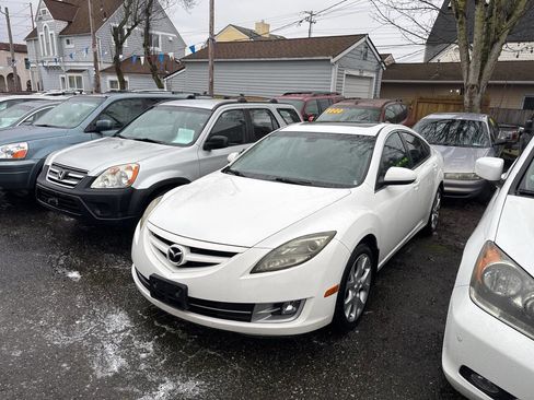Used 2009 MAZDA MAZDA6 s Grand Touring w/ Moonroof & Bose Pkg image 3