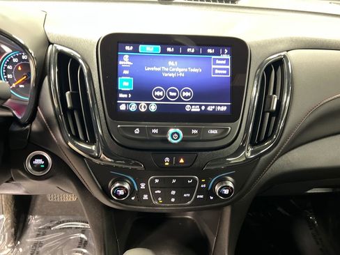 Used 2024 Chevrolet Equinox RS image 23