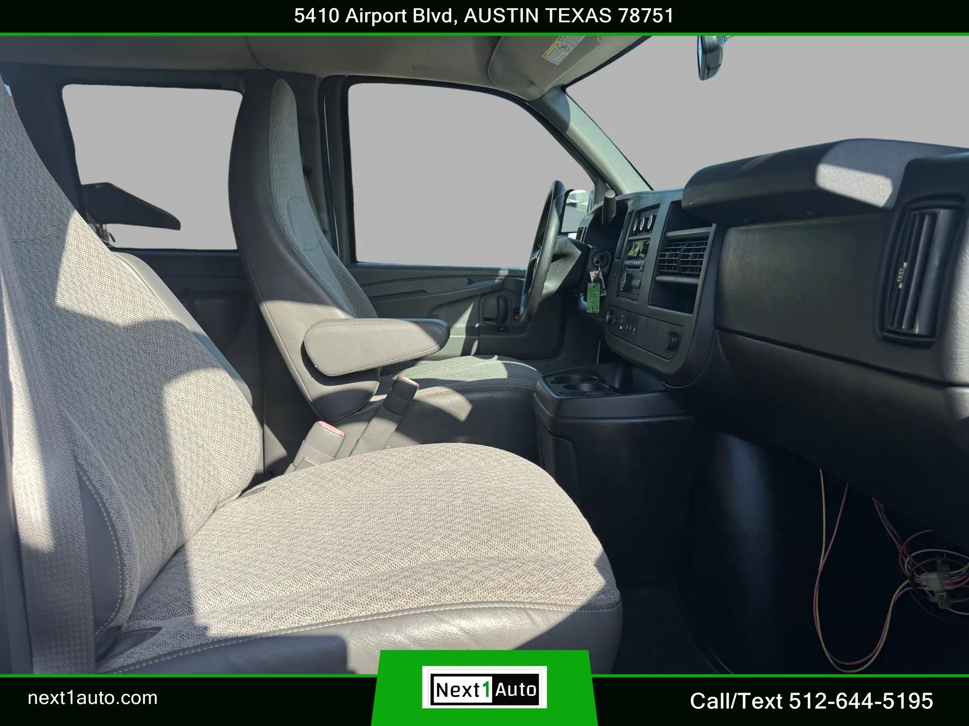 Used 2014 Chevrolet Express 3500 LT w/ LT Preferred Equipment Group RWD image 26