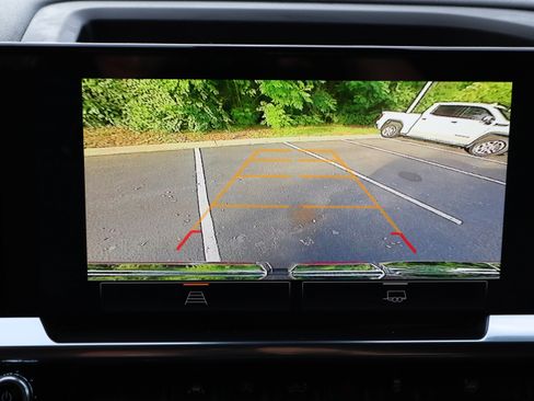 Used 2023 GMC Sierra 1500 Elevation AWD/4WD image 35