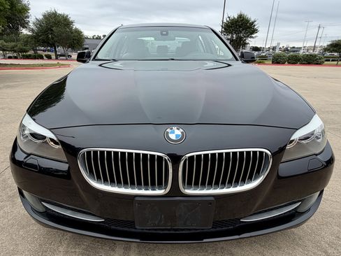 Used 2011 BMW 528i Sedan RWD image 2